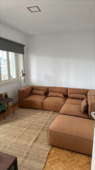 Arrenda-se apartamento c/3 quartos e 2 casas de banho no 2ºandar-RJAF