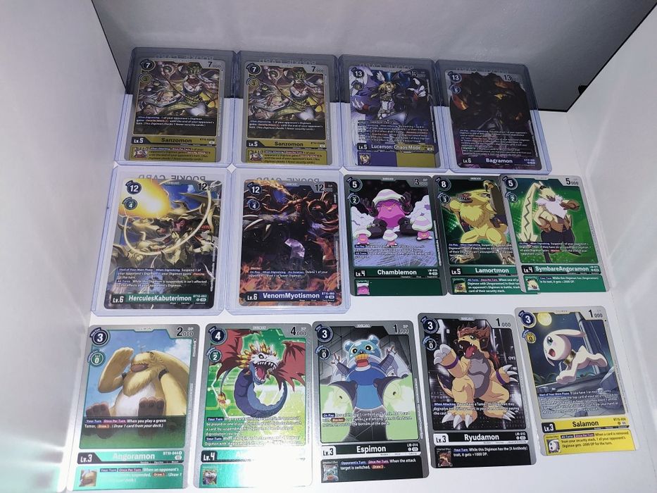 158 kart Digimon CG Holo common top loader