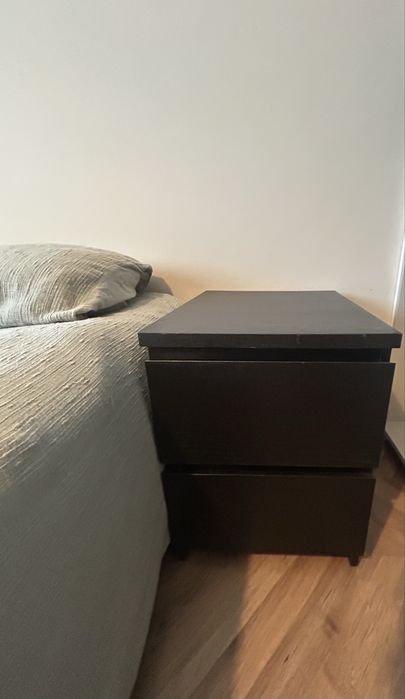 Cama + Mesas de Cabeceira