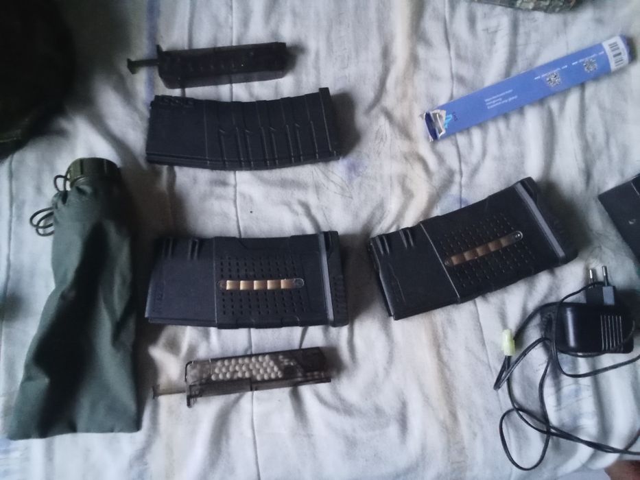 Assessório air soft leve mente usados como novks