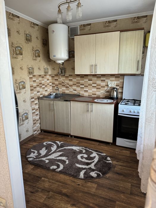 Сдам квартиру  в Центре район САТУ