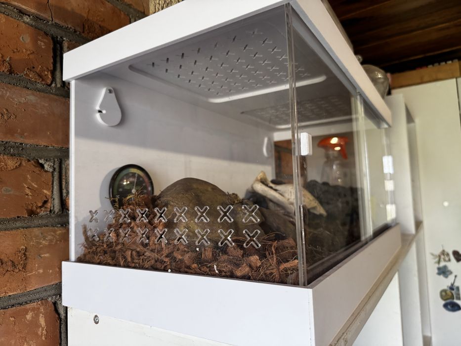 Продам Террариум