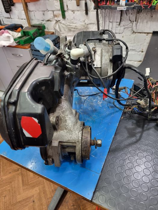 Двигун Сузукі лец 2