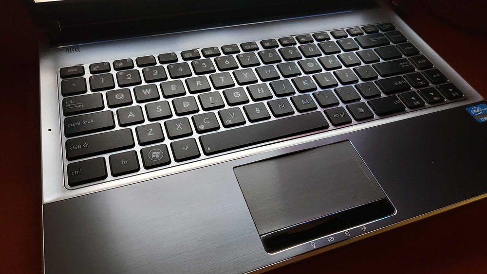 Elegancki laptop ASUS 14" - i5 SSD Win11 Office
