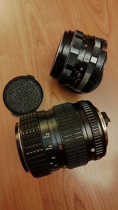 Об'єктив SMC Pentax-M ZOOM 2,8-4 40-80mm та Pentacon 1,8/50 mm auto