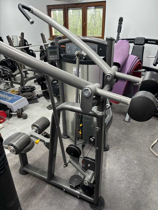 SPARTEK IMPULSE Lat Pulldown z komputerem/Mięsień Najszerszy Grzbietu