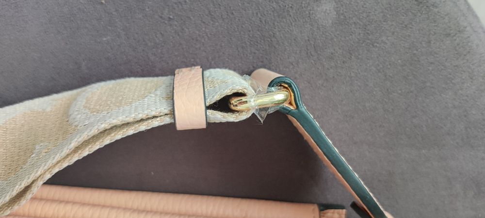 Torebka Coccinelle Arlettis nowa