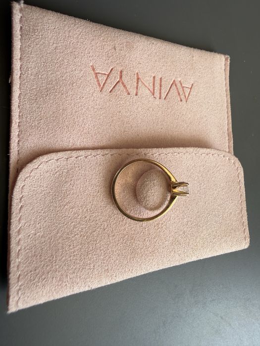 Anel Solitário em Ouro 18K (AU750) com Diamante Natural – Certificado Gemológico