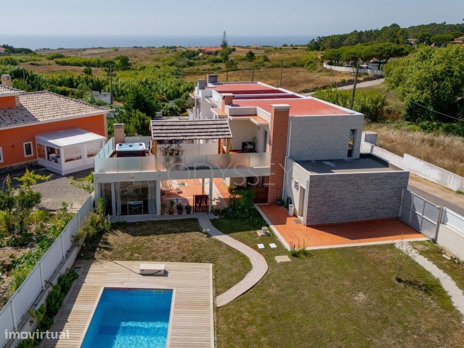 Villa entre litoral e campo com vista mar perto da Ericeira