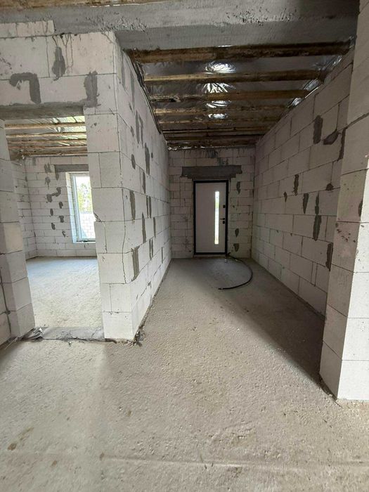 Кутовий готовий  таун  Ворзель