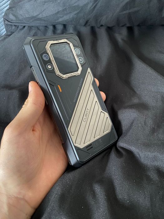 Pancerny Smartfon KINGKONG X