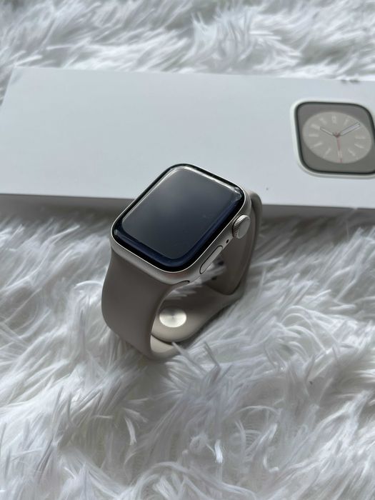 Apple Watch Series 8