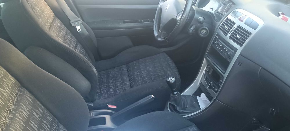 Carros, anúncios de carros, vender carros, carro Peugeot.