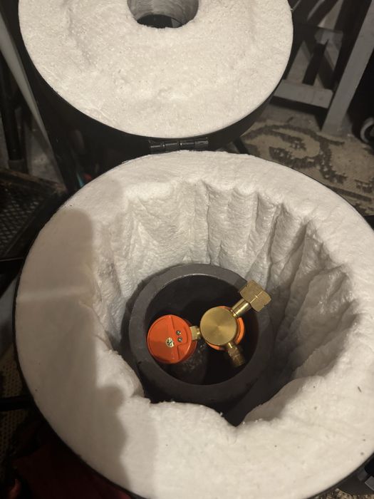 Piec do topienia 10kg