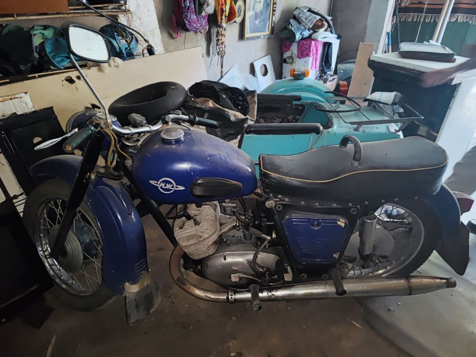 Мотоцикл з коляскою