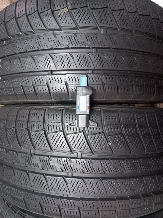 Davanti (європа)255/40/19  225/ 45/19 зима майже нова