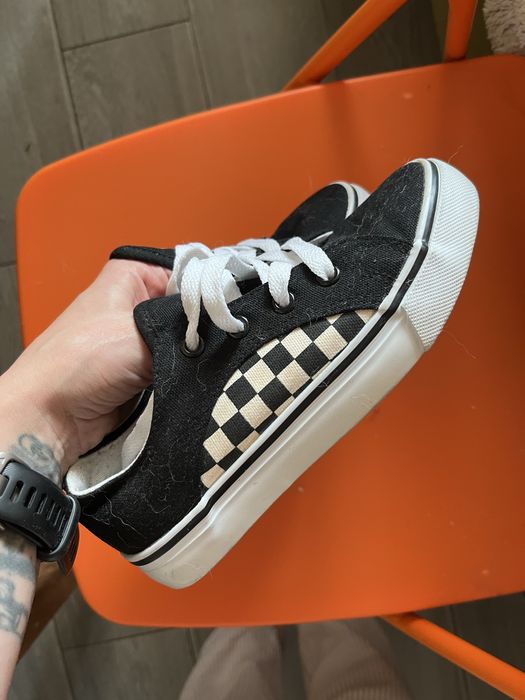 Кеди для хлопчика або дівчинки