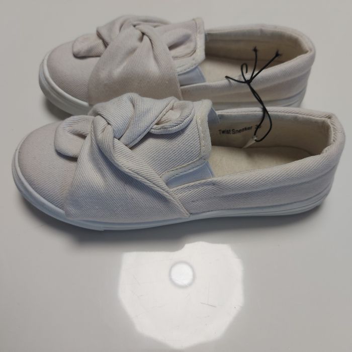 Sneakersy z kokardą NLY shoes 36