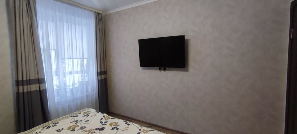 Продається 2-х кімнатна квартира на Каскаді