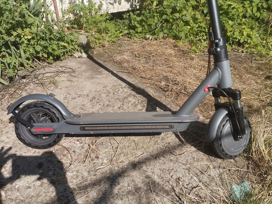 Продам електросамокат