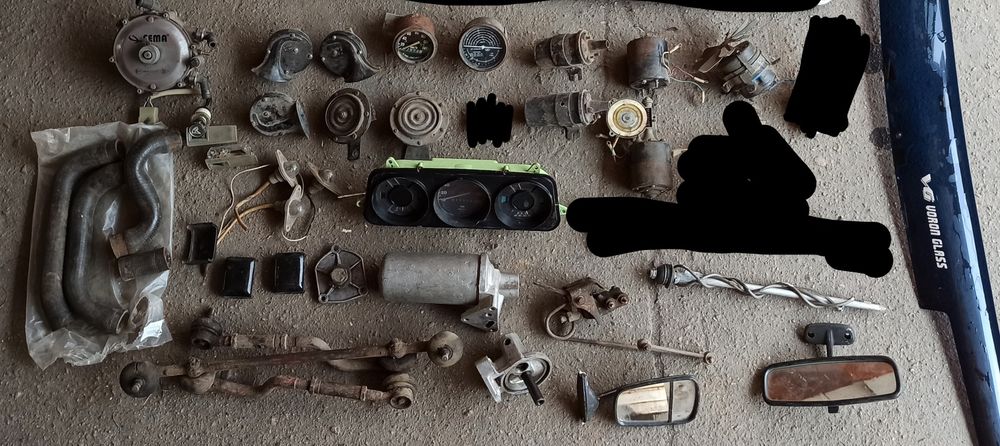 Запчасти на Москвич приборка