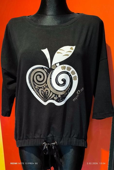 Fajna bluzeczka z jabłkiem Megi