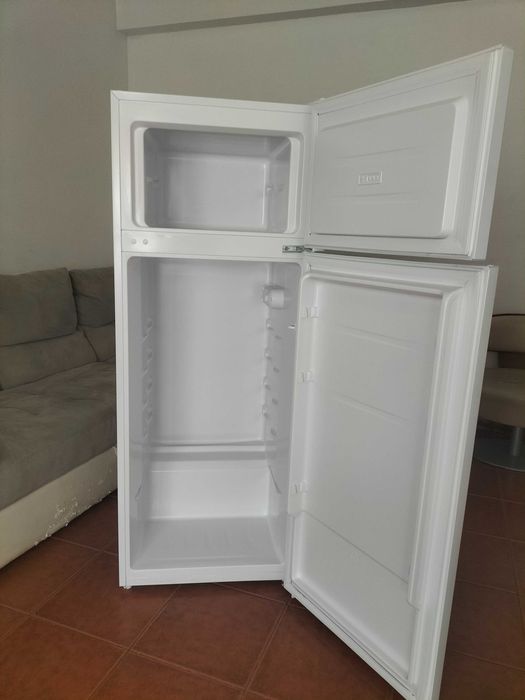 Frigorífico Combinado Kunft Pouco Uso