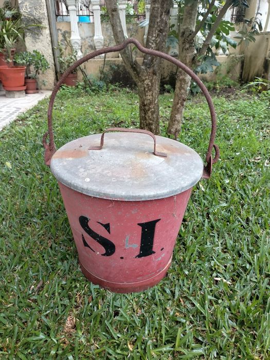 Balde Antigo SI automibilia