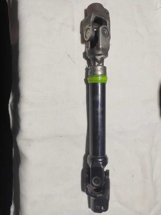 VW Passat B7 USA рульовий вал .