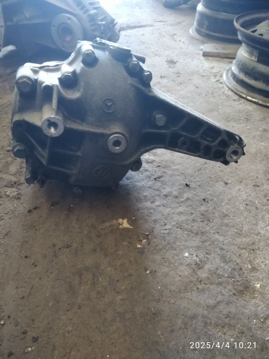 Розбірка передняРедуктор переднього мосту Mercedes ML 163 2.7 дизель