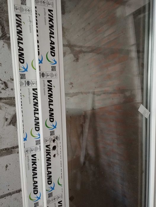 Пластикові двері