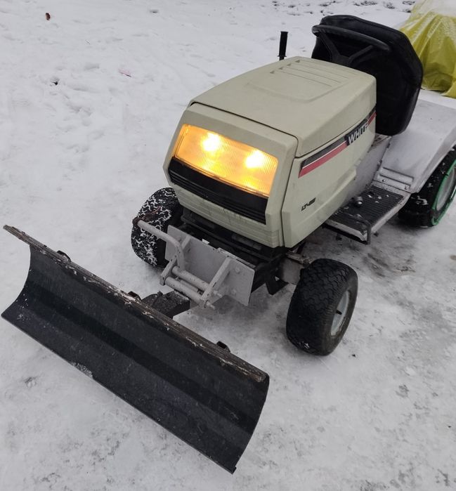 Traktorek kosiarka WHITE MTD Silnik Briggs 11.5 z pługiem brak Kosiska