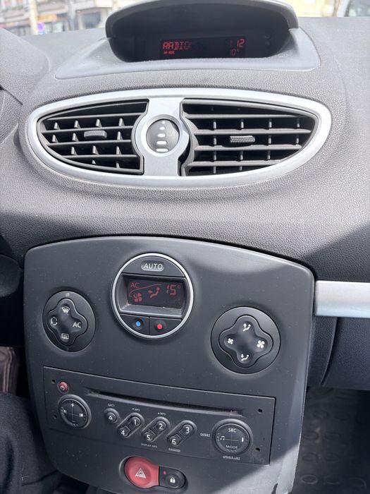 Renault Clio III 1.2 2008 foto 3