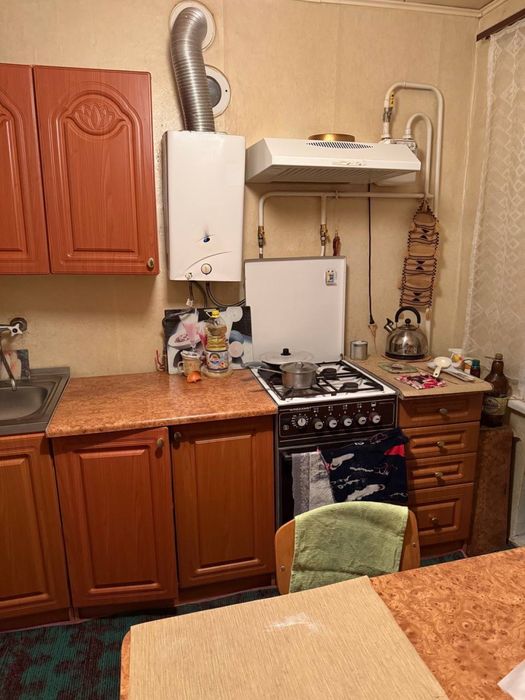 Здам в оренду кімнату на Урожаї.Литвиненко з власницею