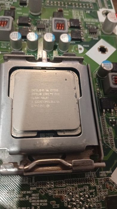 Kit Motherboard Foxconn G41 (DDR3) + CPU Intel Core 2 Duo E7200 + Espelho