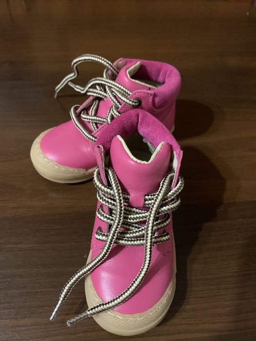 Черевики для дівчинки шкіряні