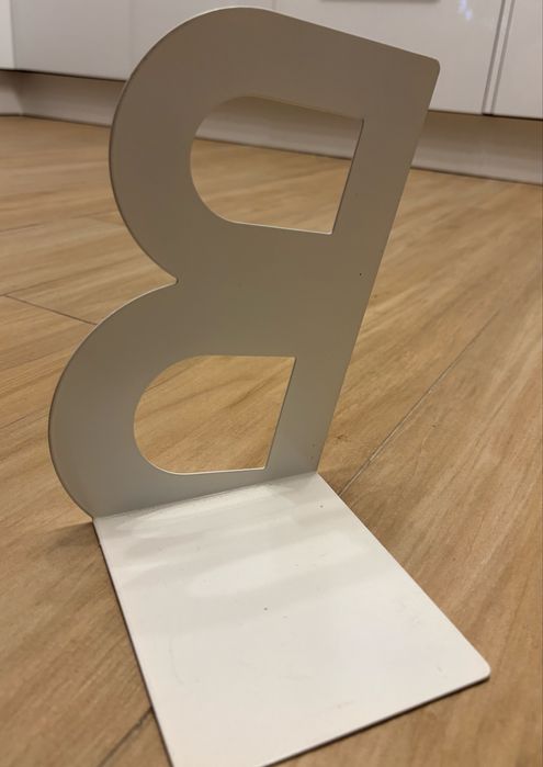 Suporte livros lateral, forma letra B