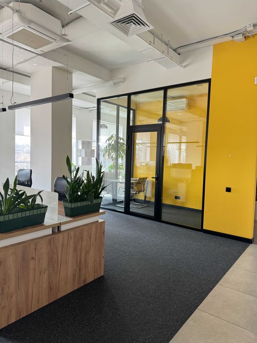 Здається від власника  в оренду новий офіс 560 м2 в БЦ Loft Smart.