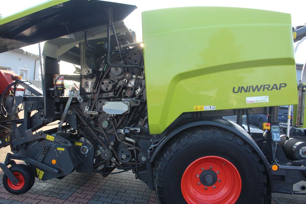 Prasoowijarka Claas Rollant 455 Uniwrap prasa
