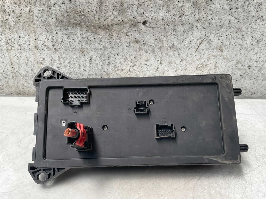 Unidade de controle SAM Volkswagen Crafter 2011