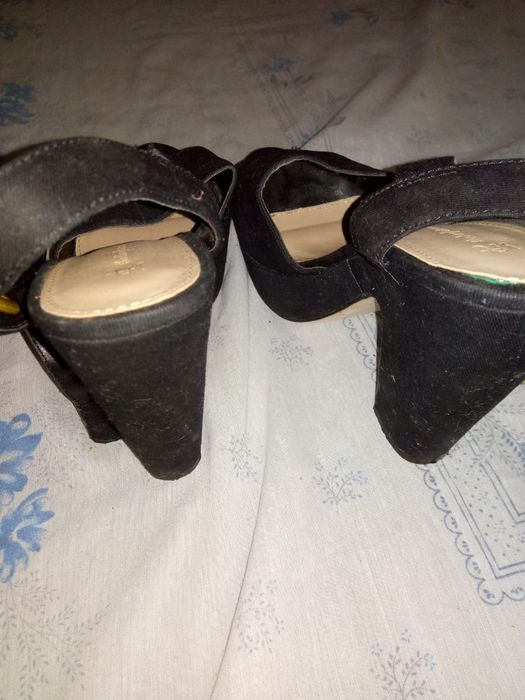 Sapatos altos Lefties 38