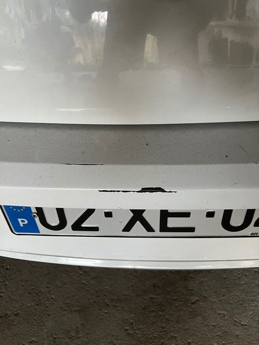 BMW Série 1 114i Line Urban (F20) – Transparência Total e Sem Garantia