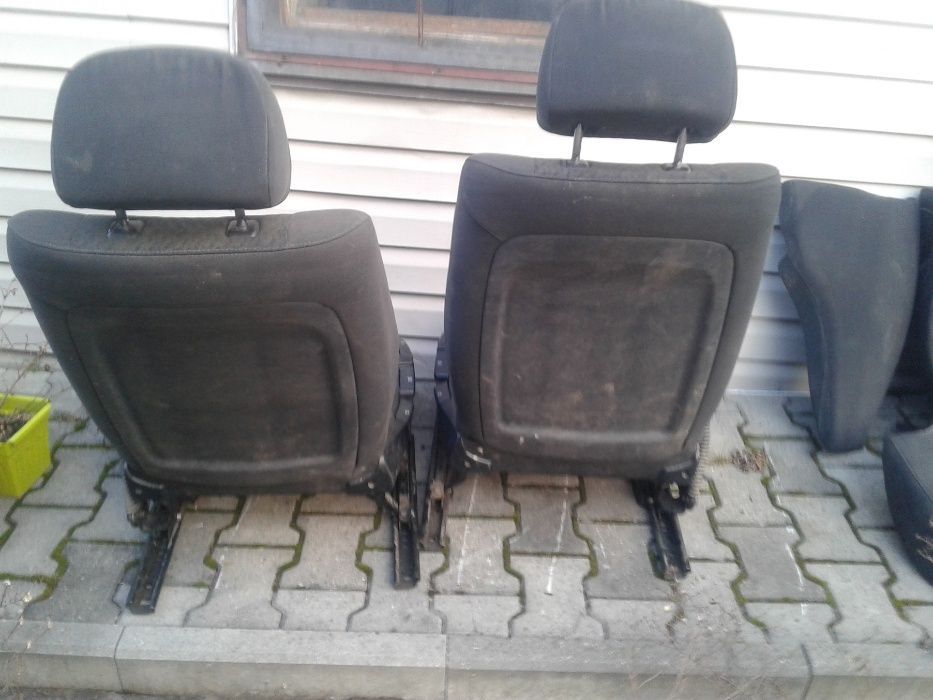 BMW 3 E46 320d Kombi Touring Sedan Fotele Europa Przód Welur Grzane