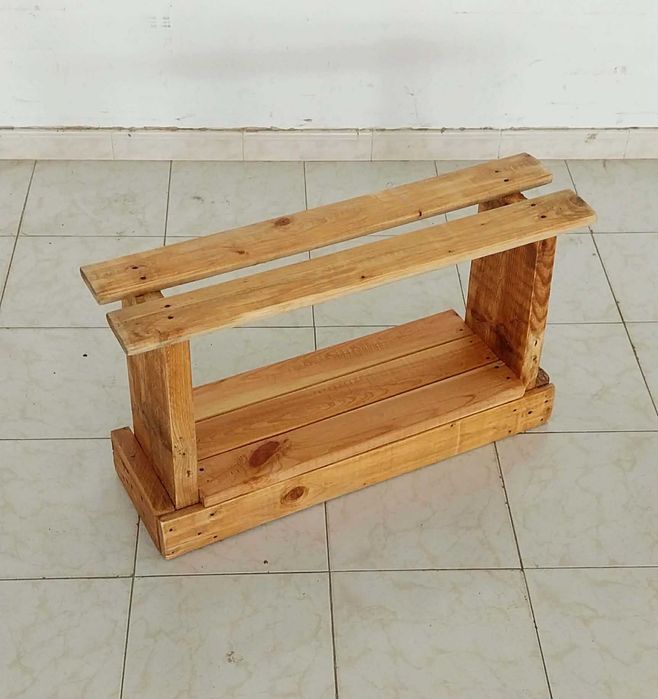 Invulgar Banco / Estante com Prateleira de Vidro. Restaurado!