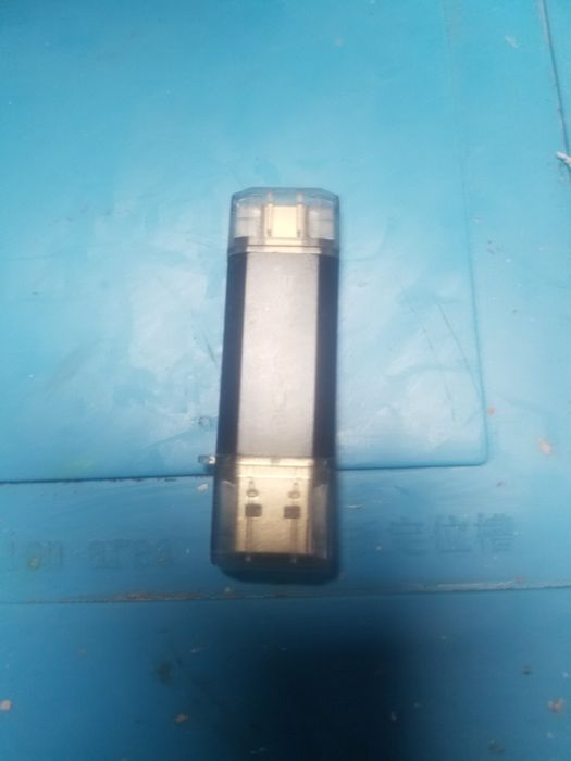 Флешки с музыкой. От 8 гб флешка. Мр3 в машину