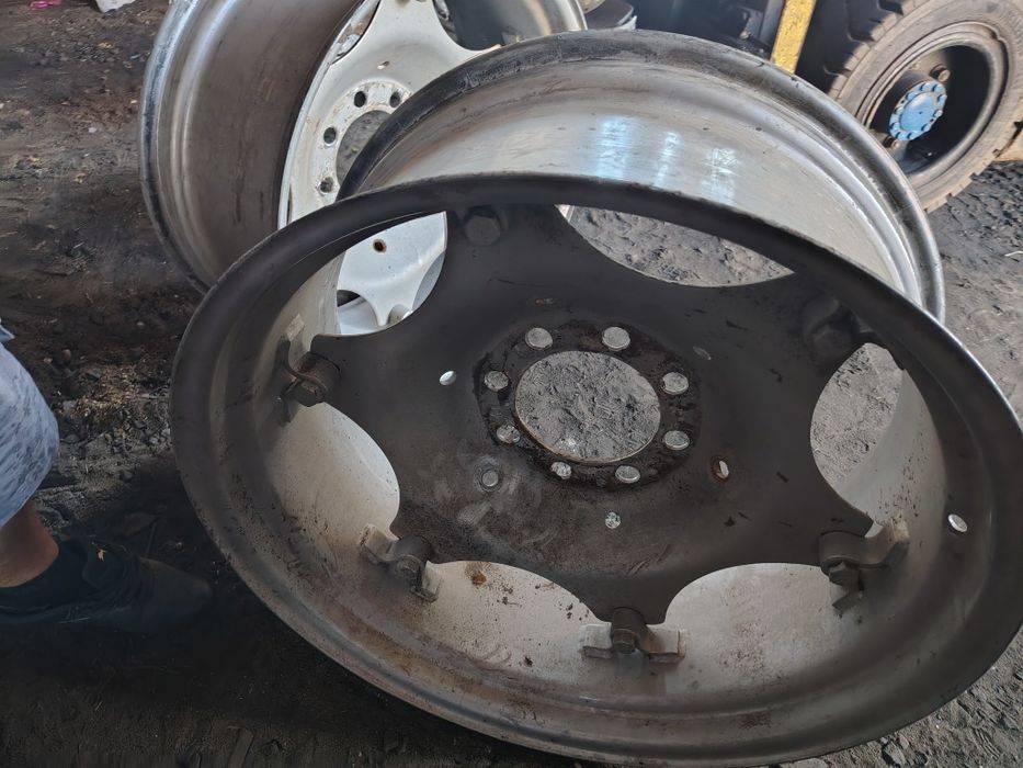 Felgi Ursus c360 c355 c4011. Jak Nowe!!