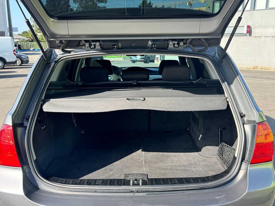 BMW 320d E91 — 2012