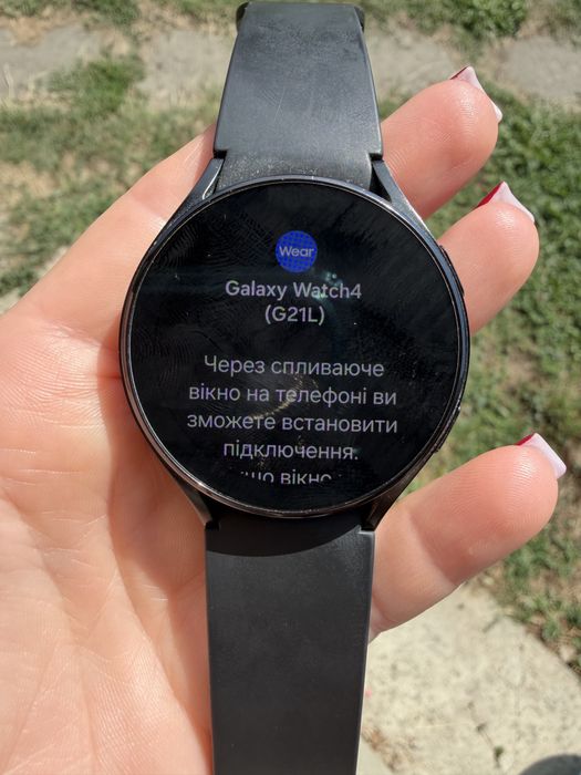 Продам годинник SLMSUNG Galaxy Watch 4
