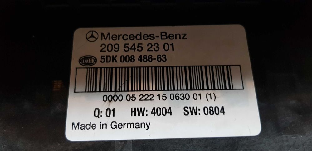 Mercedes w209 moduł tylny sam skrzynka z bezpiecznikami