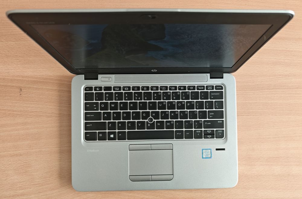 Biznesowy HP EliteBook 12": Intel i5, 12GB RAM DDR4, 512GB SSD, Win11